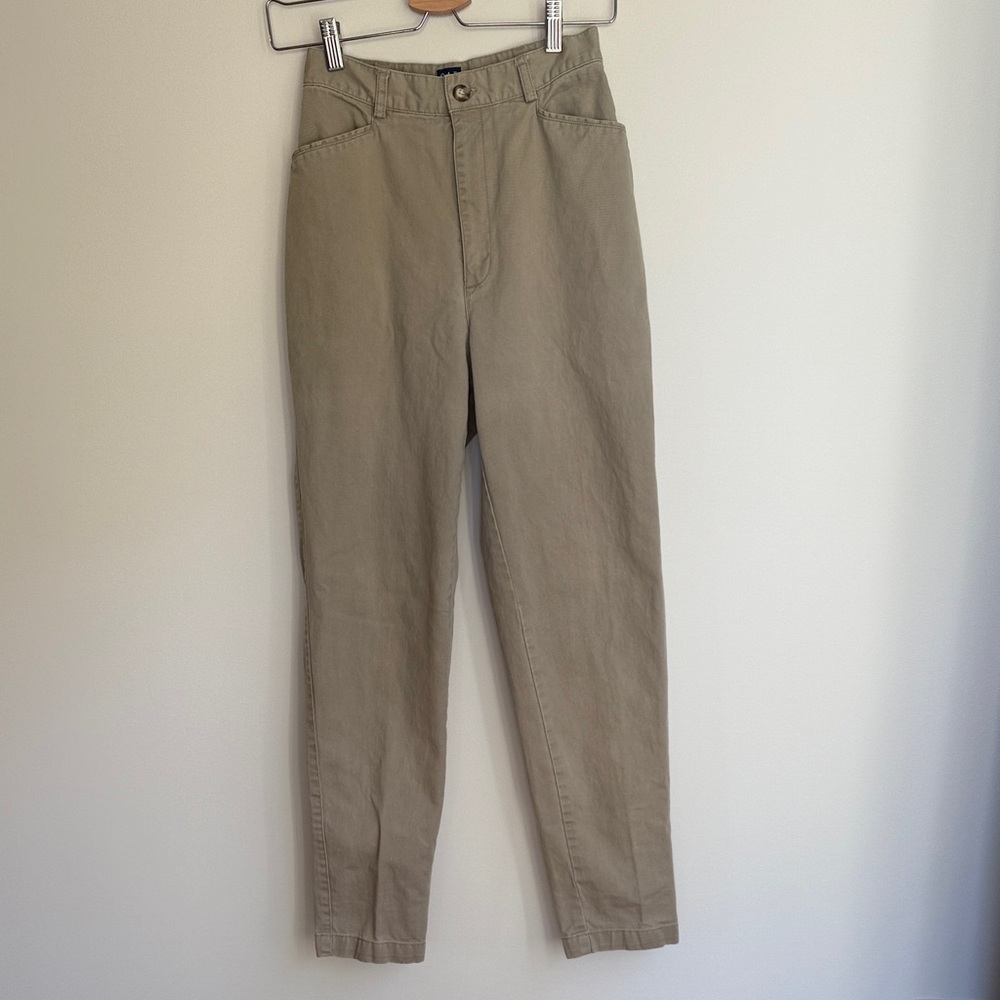 GAP Women’s Pleated Tapered Leg Chino